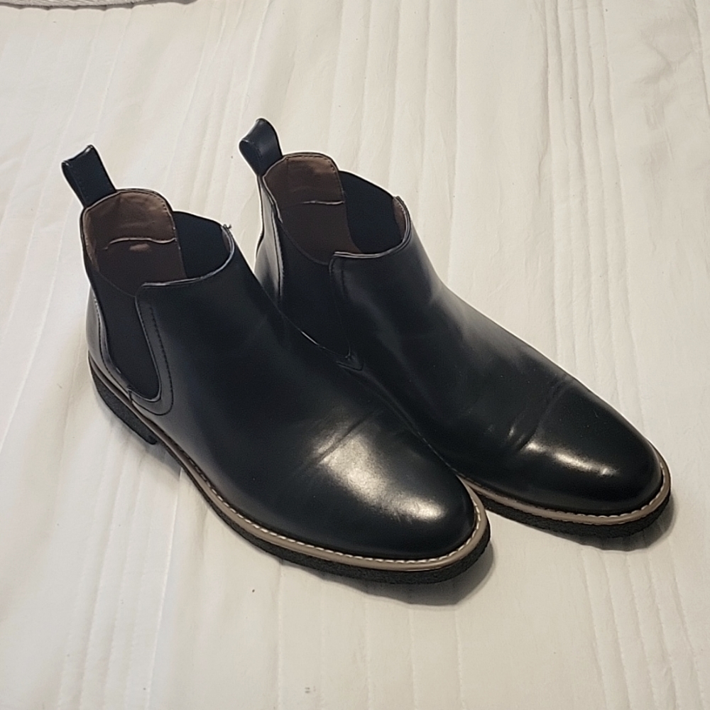 NEW Chelsea boot, Deer Stags sz 9.5